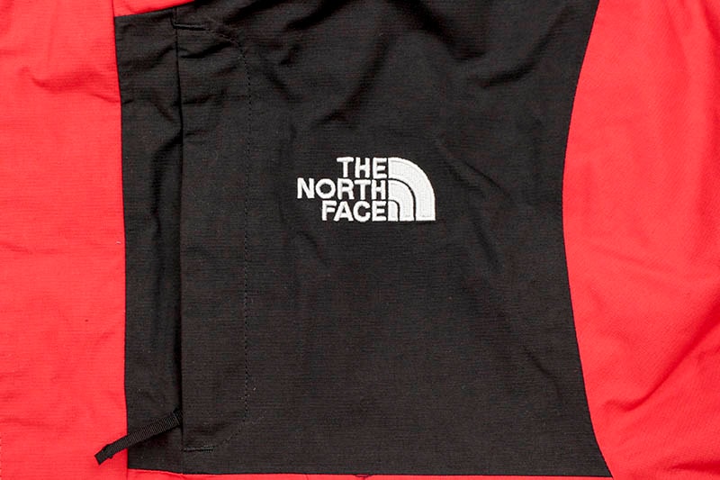 THE NORTH FACE LONE PEAK TRICLIMATE JACKET (TNF RED/TNF BLACK)