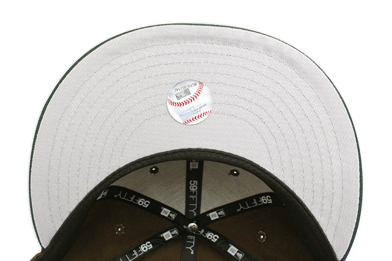 NEW ERA CHICAGO WHITE SOX 59FIFTY FITTED CAP (GREY UNDER VISOR/WALNUT&DARK GREEN)