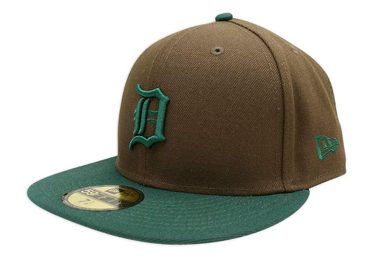 NEW ERA DETROIT TIGERS 59FIFTY FITTED CAP (GREY UNDER VISOR/WALNUT&DARK GREEN)