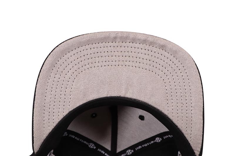 TWNTY TWO LA CITY OF ANGELS SNAPBACK CAP (BLACK)