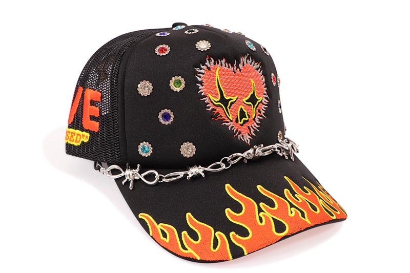 TOXICITY X DSMSD BY MOUR CAP LOVE HARD TRUCKER HAT (BLACK)