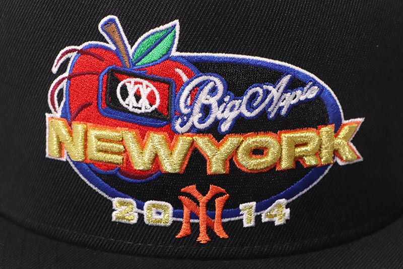TWNTY TWO BIG APPLE NY 2014 SNAPBACK CAP (BLACK)