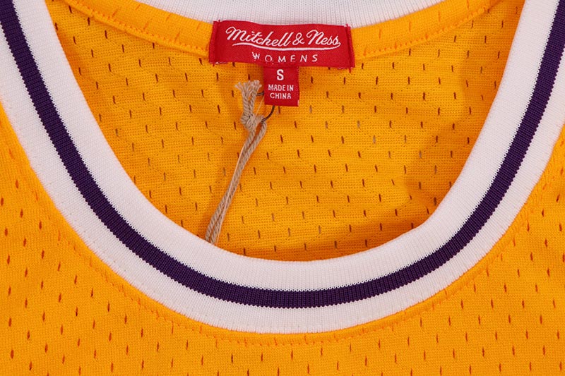 MITCHELL & NESS WOMEN'S SWINGMAN JERSEY (LOS ANGELES LAKERS/MAGIC JOHNSON/#32/1984:YELLOW) NNBJEL18120-LAL84EJH