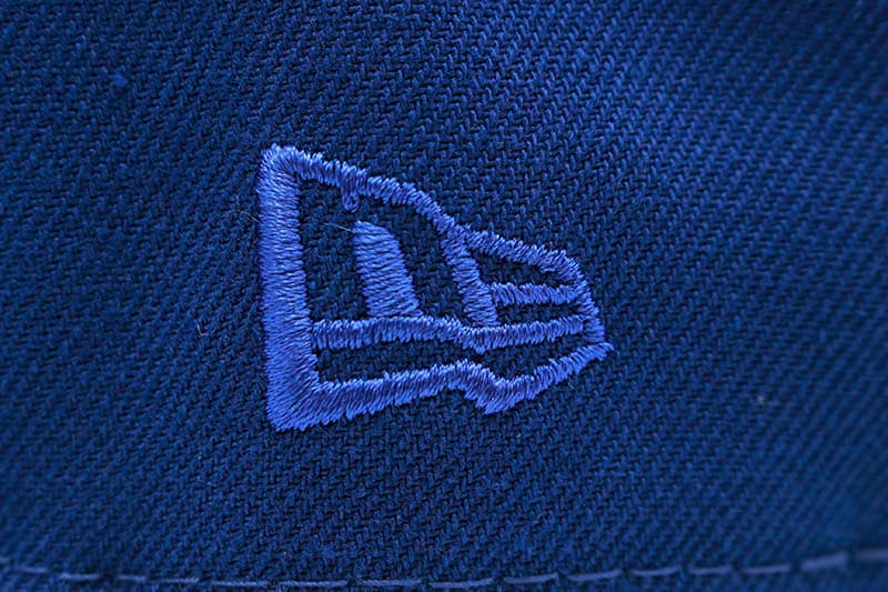 NEW ERA NEW YORK YANKEES 59FIFTY FITTED CAP (1998 WORLD SERIES SIDE PATCH/PINK UNDER VISOR/BLUE TONAL)