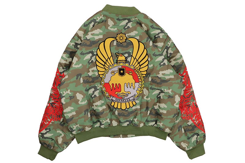 72アーモンド　Supreme マカ族雷神鳥デザイン　ブルゾン 72アーモンド様専用 Supreme マカ族雷神鳥デザイン ブルゾン - メルカリ