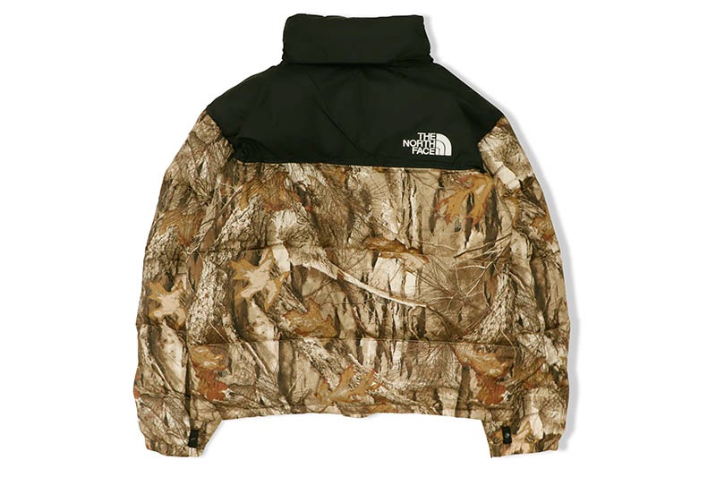 THE NORTH FACE 1996 RETRO NUPTSE JACKET (NF0A3C8D/047:KELP TAN FOREST FLOOR FLOOR PRINT)
