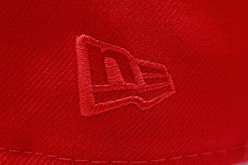 NEW ERA NEW YORK YANKEES 59FIFTY FITTED CAP (1996 WORLD SERIES SIDE PATCH/GREY UNDER VISOR/RED TONAL)