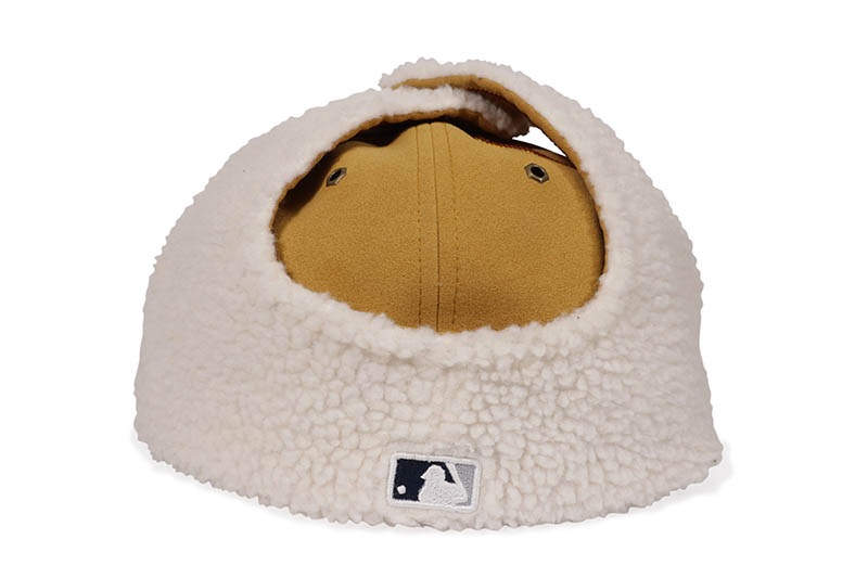 NEW ERA NEW YORK YANKEES 59FIFTY DOG EAR FITTED CAP (BRASS EYELETS TAN STITCHING/GREEN UNDER VISOR/CAMEL SUEDE)