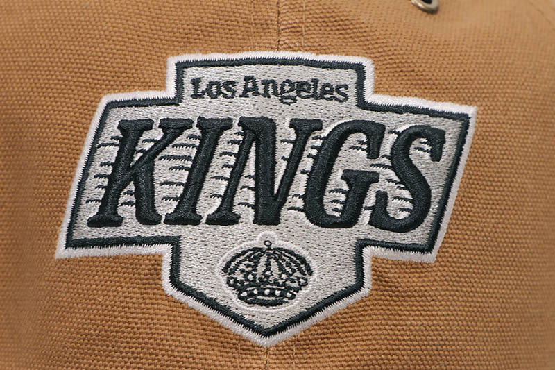 '47 LOS ANGELES KINGS CARHARTT ��47 CLEAN UP (CARHARTT BROWN)