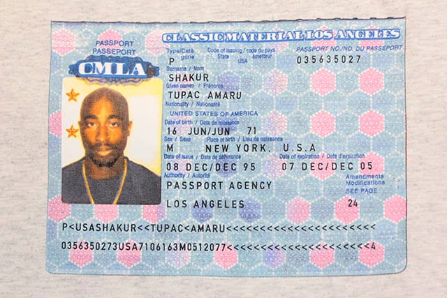 CLASSIC MATERIAL NY "2PAC PASSPORT/CMLA" T-SHIRT (SILVER GREY)