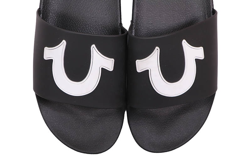 TRUE RELIGION LOGO SLIDE (TR-112-BL:BLACK)