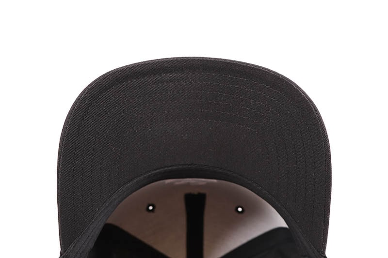 oMA STUDIOS NY JAPAN CURVED BRIM HAT (BLACK)