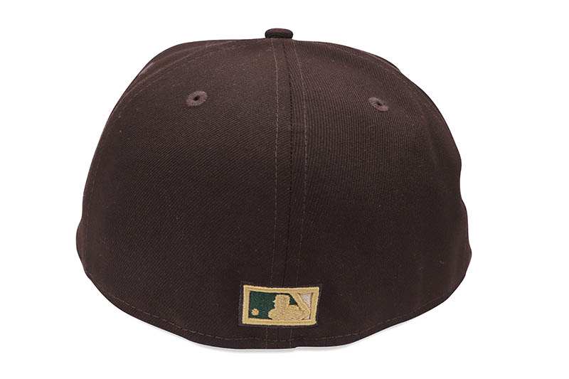 NEW ERA MILWAUKEE BREWERS 59FIFTY FITTED CAP (50TH ANNIVERSARY CUSTOM SIDE PATCH/SAND UNDER VISOR/WALNUT DARK GREEN)