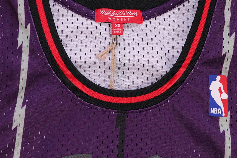 MITCHELL & NESS WOMEN'S SWINGMAN JERSEY (TORONTO RAPTORS/VINCE CARTER/#15/1998:PURPLE) NNBJEL18120-TRA98VCA