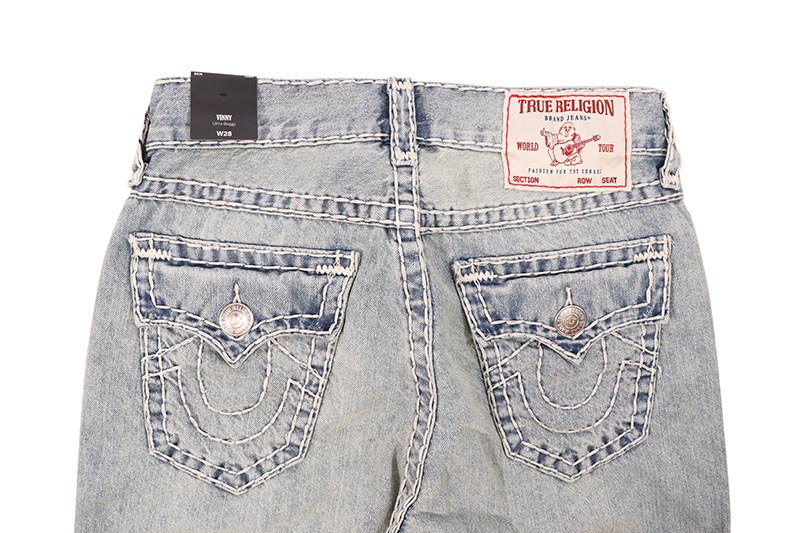 TRUE RELIGION VINNY SUPER T FLAP ULTRA BAGGY SHORT (109504:ROCKY POINT LIGHT WASH)