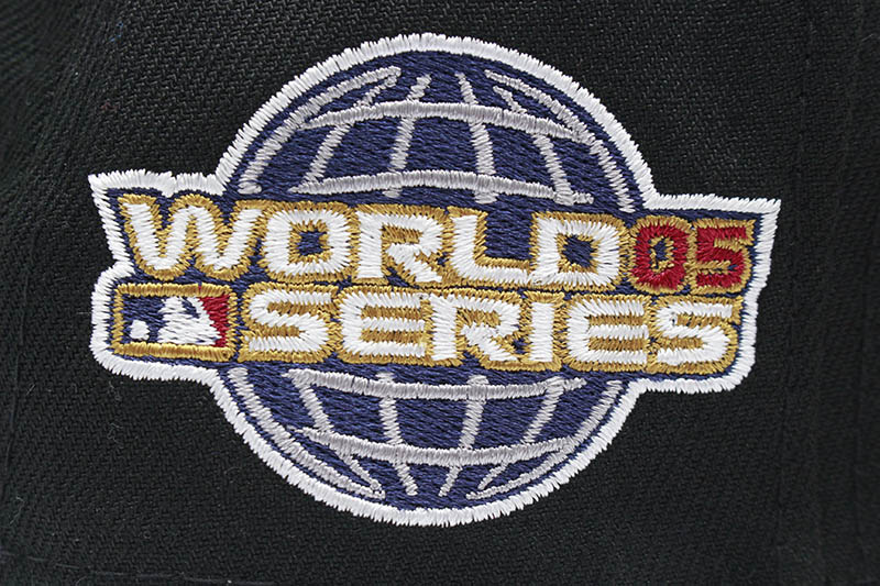 NEW ERA CHICAGO WHITE SOX 59FIFTY FITTED CAP (2005 WORLD SERIES SIDE PATCH/GREY UNDER VISOR/BLACK)