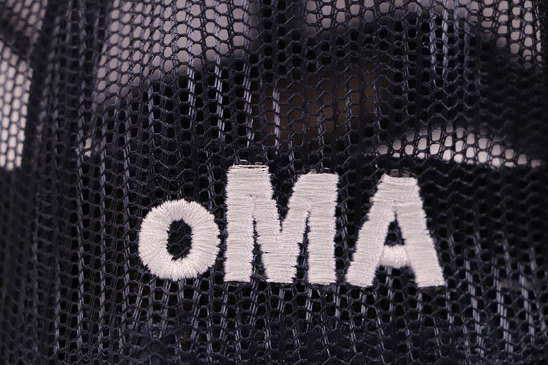 oMA STUDIOS NY TRUCKER HAT (NAVY)