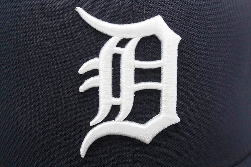NEW ERA DETROIT TIGERS 59FIFTY FITTED CAP (1984 WORLD SERIES SIDE PATCH/GREY UNDER VISOR/NAVY)