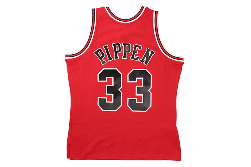 MITCHELL & NESS SWINGMAN JERSEY (CHICAGO BULLS/ROAD/SCOTTIE PIPPEN/#33/1997-98:SCARLET) SMJYGS18153-CBUSCAR97SPI