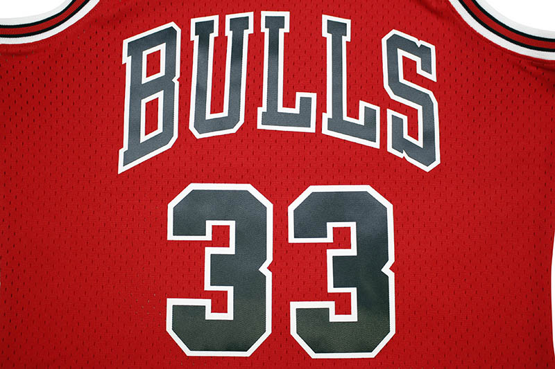 MITCHELL & NESS SWINGMAN JERSEY (CHICAGO BULLS/ROAD/1997-98