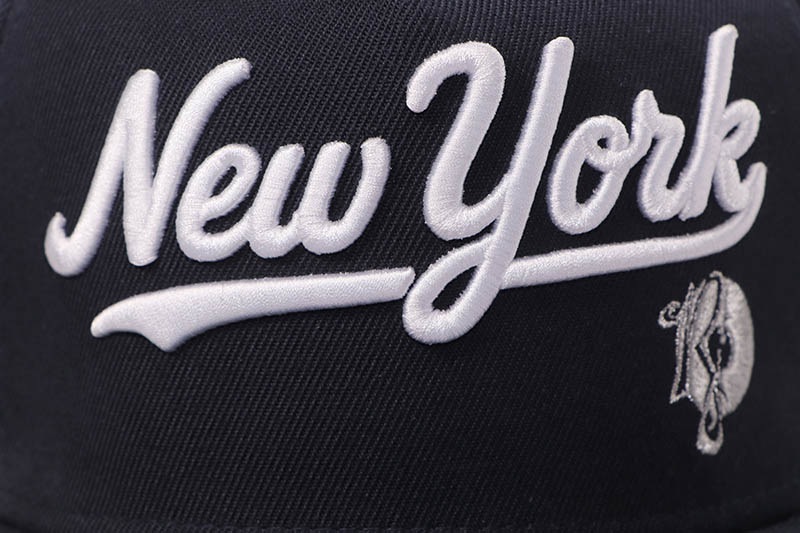 TWNTY TWO JAY-Z THE BLUEPRINT 25TH ANNIVERSARY SNAPBACK CAP (NAVY)