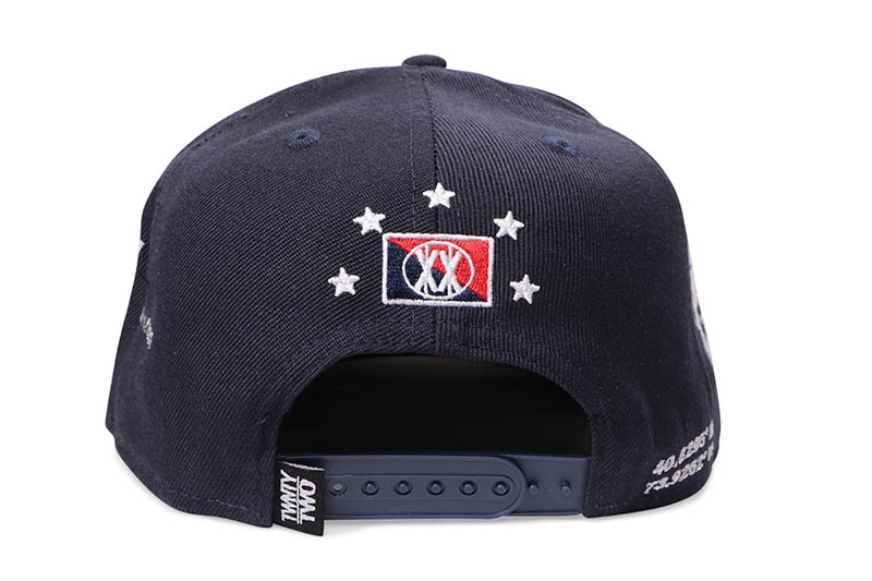 TWNTY TWO JAY-Z THE BLUEPRINT 25TH ANNIVERSARY SNAPBACK CAP (NAVY