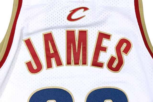MITCHELL & NESS LEBRON JAMES 03-04 NBA AUTHENTIC JERSEY(CLEVELAND