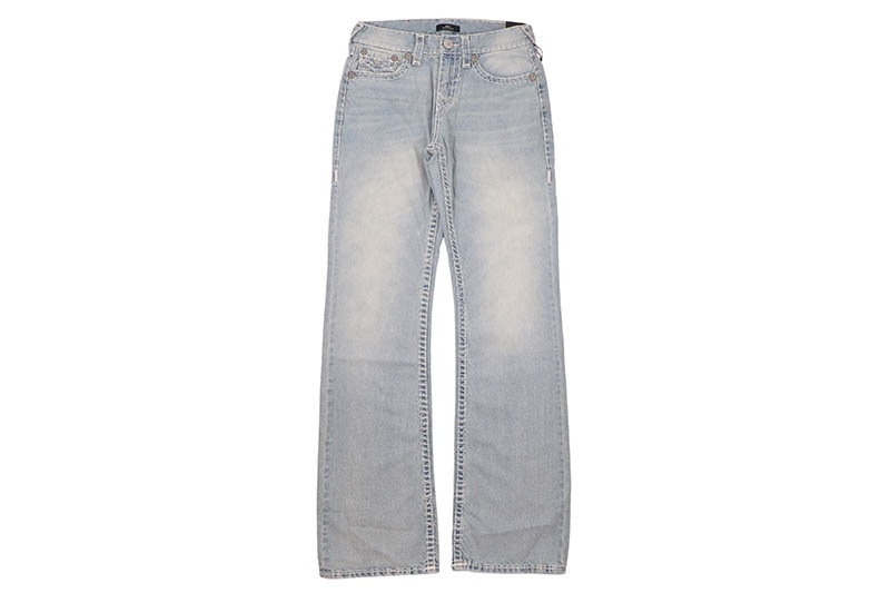 TRUE RELIGION BILLY SUPER T STACKED FLAP BOOTCUT JEAN (110082C:KOLARI LIGHT WASH)