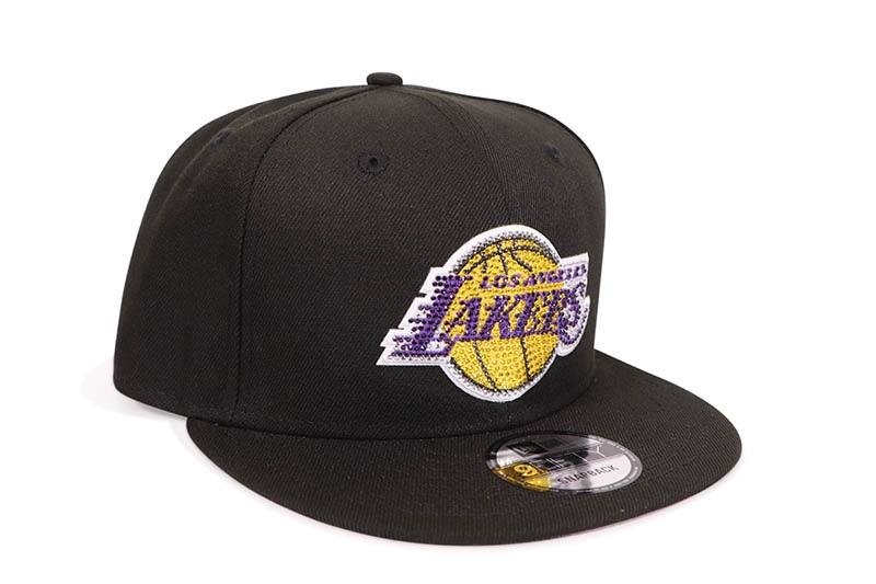 NEW ERA LOS ANGELES LAKERS 9FIFTY SNAPBACK CAP (RHINESTONE LOGO/GREY UNDER VISOR/BLACK)