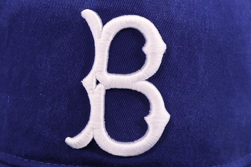 NEW ERA BROOKLYN DODGERS THE GOLFER SNAPBACK CAP (JACKIE ROBINSON DAY 2025 SIDE PATCH/GREEN UNDER VISOR/DARK ROYAL) 60662395