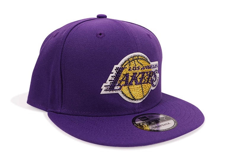 NEW ERA LOS ANGELES LAKERS 9FIFTY SNAPBACK CAP (RHINESTONE LOGO/GREY UNDER VISOR/PURPLE)
