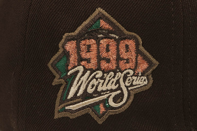 NEW ERA NEW YORK YANKEES 59FIFTY FITTED CAP (1999 WORLD SERIES SIDE PATCH/GREY UNDER VISOR/WALNUT DARK GREEN)