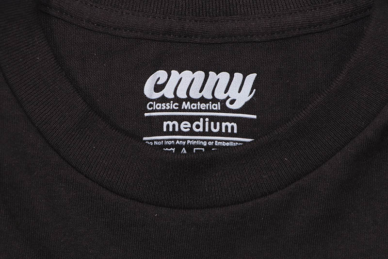 CLASSIC MATERIAL NY NO ORDINARY GLOVE T-SHIRTS (BLACK)