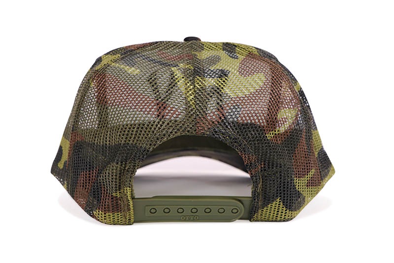 oMA STUDIOS NY TRUCKER HAT (CAMO/WHT)