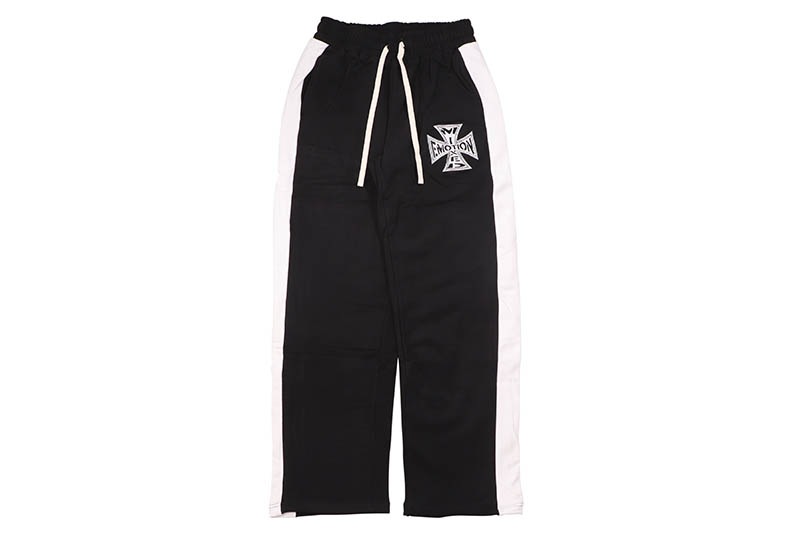 MIXED EMOTION BLACK QUARTER PANTS