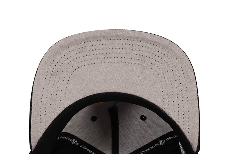 TWNTY TWO WU-TANG SOUNDS OF SHAOLIN 36 CHAMBERS SNAPBACK CAP (BLACK)