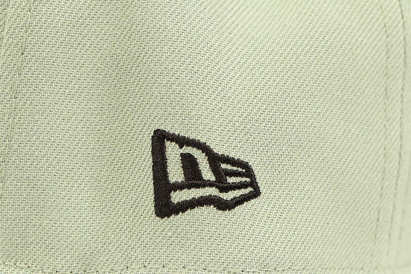 アプリコット ADIDAS ZX FURY 