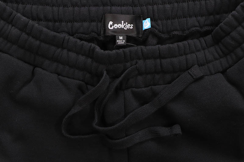 COOKIES TITLE FIGHT THE WORLD FAMOUS SWEATPANTS (BLACK) CM253BKP07
