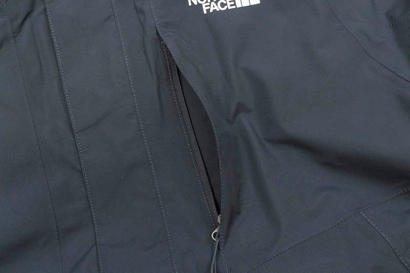 THE NORTH FACE MOUNTAIN LIGHT GORE-TEX TRICLIMATE JACKET (URBAN NAVY)