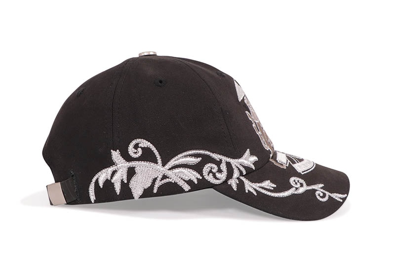 BIRTH OF ROYAL CHILD DOUBLE LION EMBROIDERED BASEBALL CAP | Brand