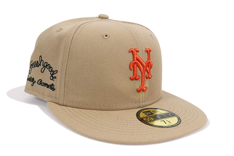 NEW ERA X JOE FRESHGOODS NEW YORK METS 59FIFTY FITTED CAP (PEACH UNDERVISOR/CAMEL)