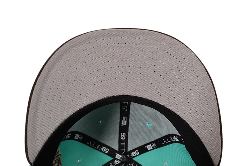 NEW ERA NEW YORK YANKEES 59FIFTY FITTED CAP (1999 WORLD SERIES SIDE PATCH/GREY UNDER VISOR/MINT CHOCOLATE)