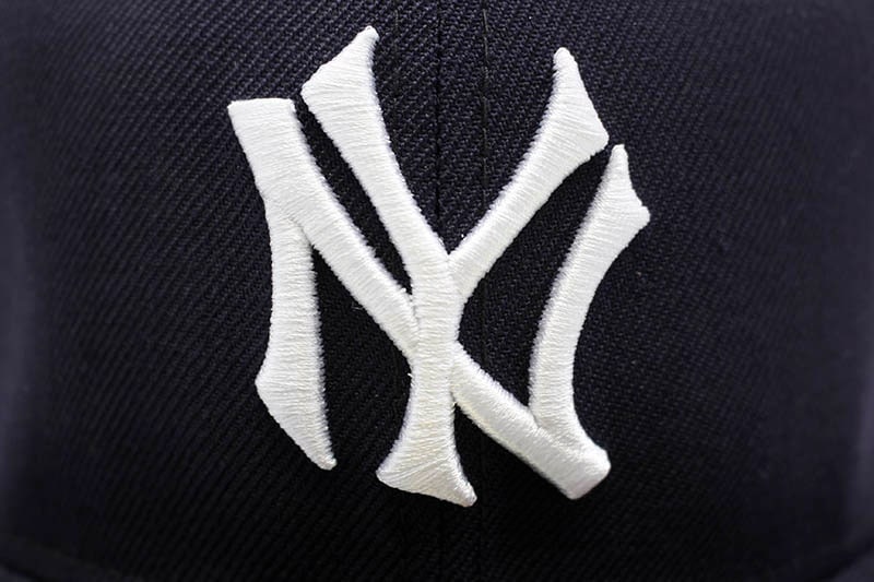 NEW ERA NEW YORK YANKEES 59FIFTY FITTED CAP (1947 WORLD SERIES SIDE PATCH/NAVY)