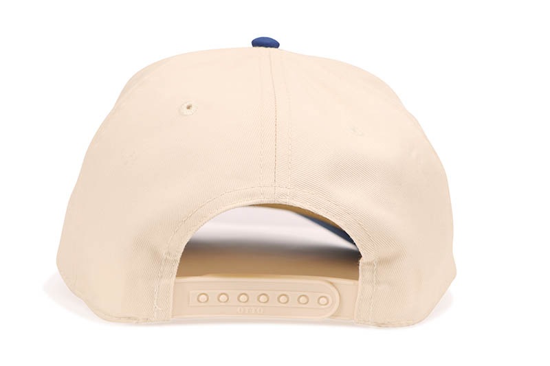 oMA STUDIOS QUEENS NY HAT CURVED BRIM (CREAM)