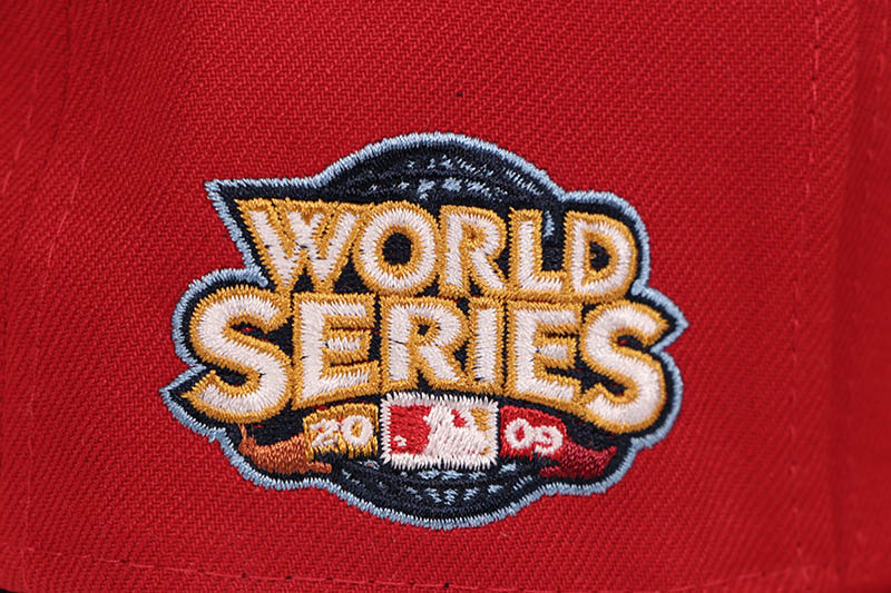 NEW ERA NEW YORK YANKEES 59FIFTY FITTED CAP (2009 WORLD SERIES SIDE PATCH/GREY UNDER VISOR/SCARLET) 70945492