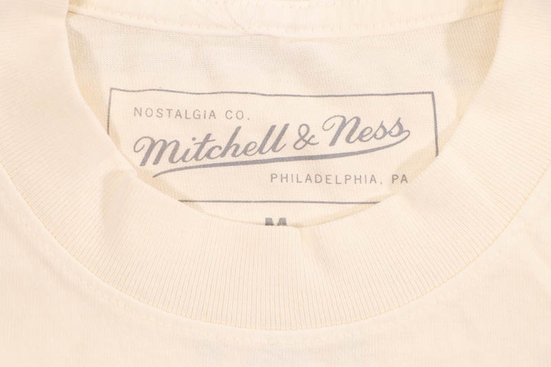 MITCHELL & NESS NEW YORK KNICKS CONCRETE APPLE T-SHIRT (SS22094