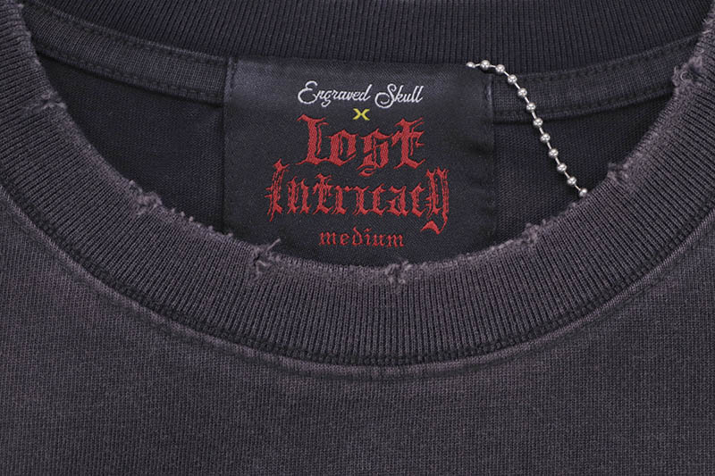 LOST INTRICACY RHINESTONE LOGO T-SHIRT