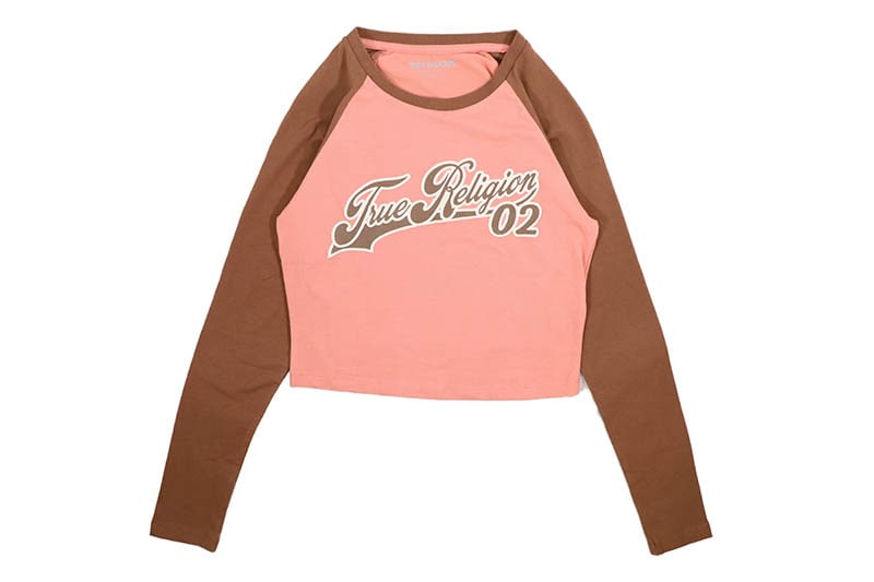 TRUE RELIGION CONTRAST LONG SLEEVE BASEBALL TEE (208408:BURNT CORAL/CAROB BROWN)