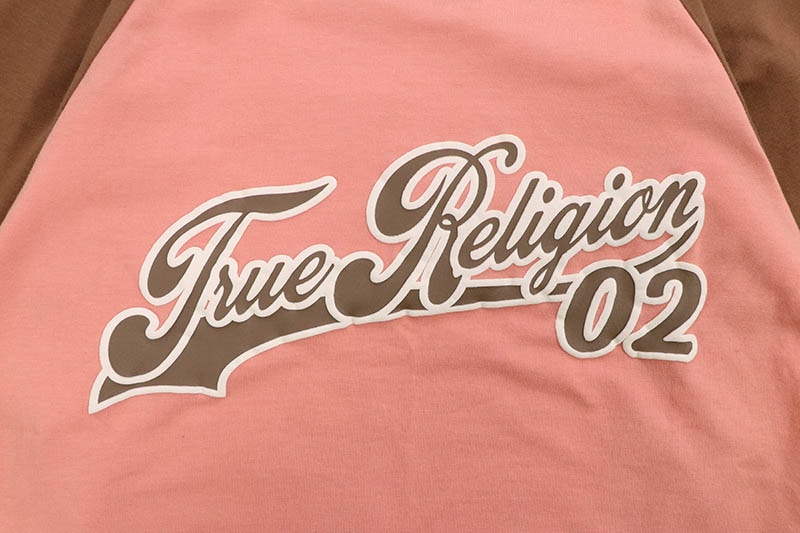TRUE RELIGION CONTRAST LONG SLEEVE BASEBALL TEE (208408:BURNT CORAL/CAROB BROWN)