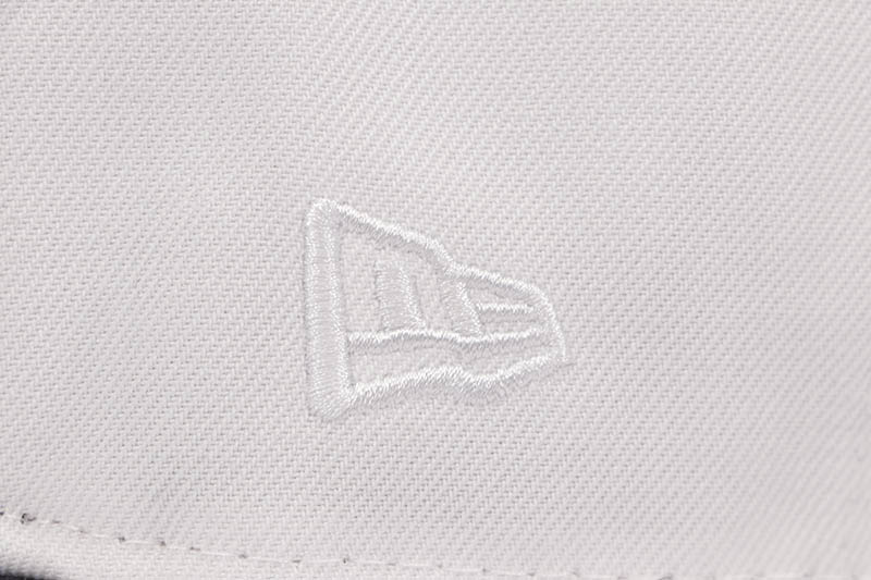 NEW ERA NEW YORK YANKEES TEAM USA EDITION 59FIFTY FITTED CAP (2000 WORLD SERIES SIDE PATCH/GREY UNDER VISOR/WHITE NAVY) 14693471